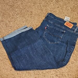 Levi Women's Dark Blue Capris